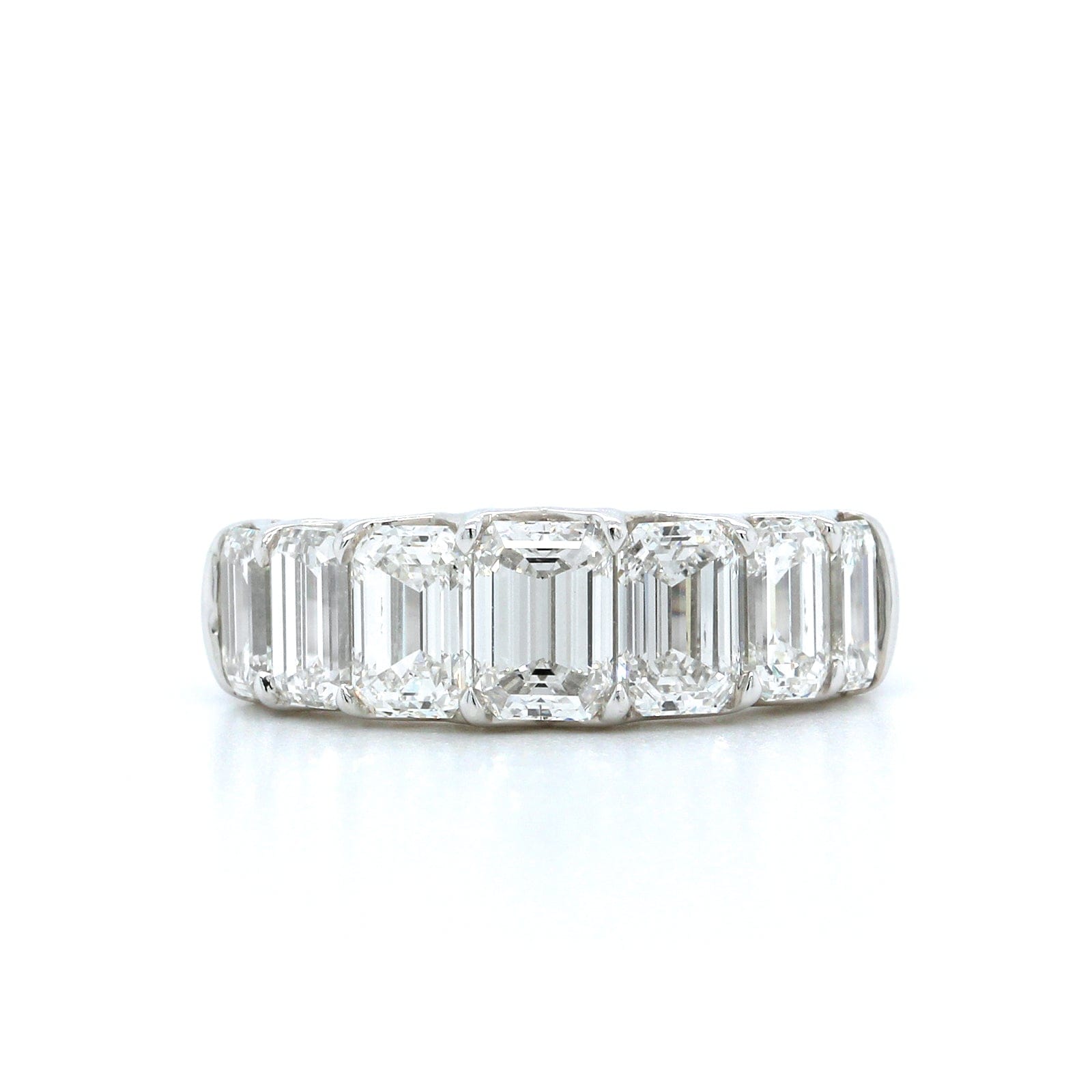 7 stone emerald online cut diamond band