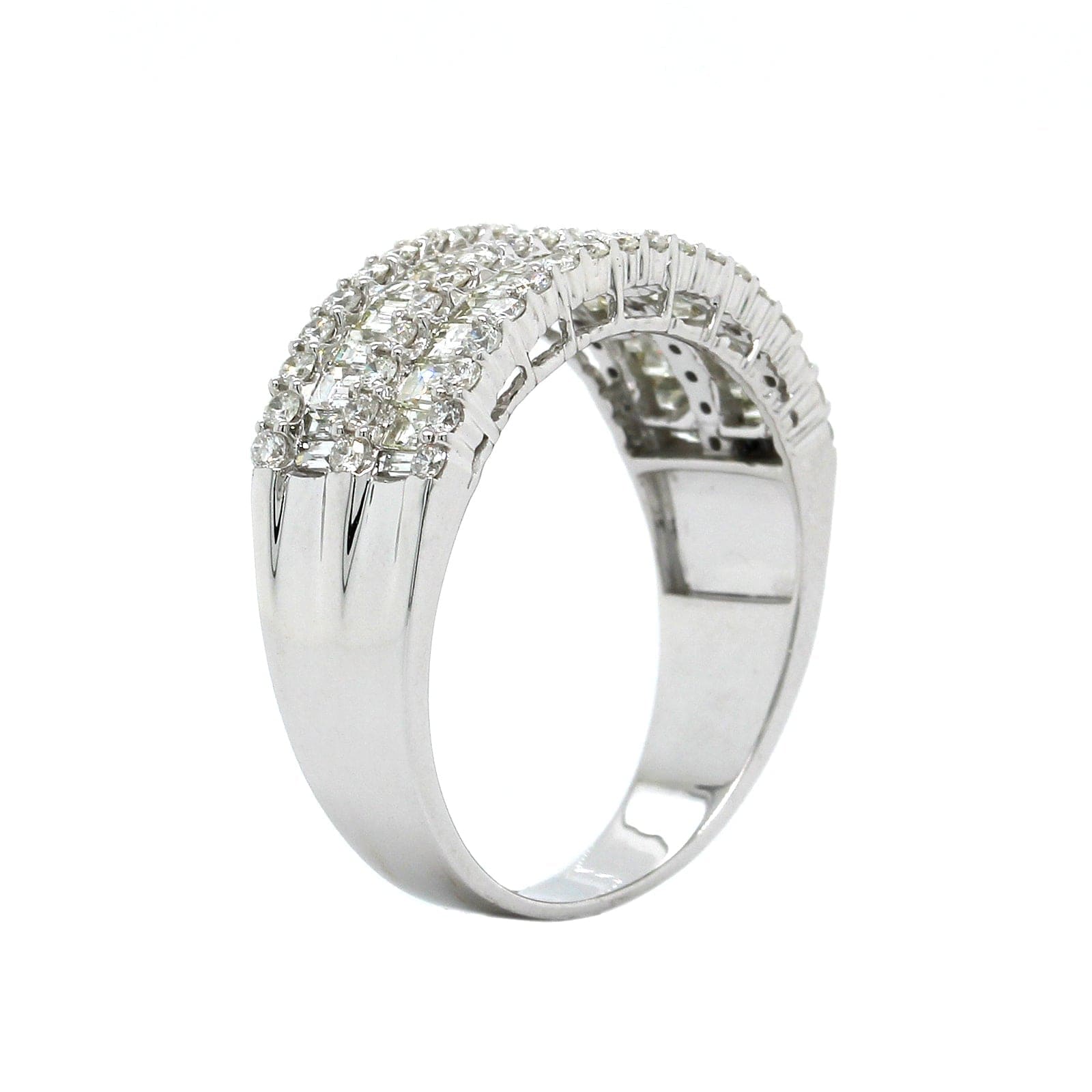 14k white gold round and baguette diamond barset ring, Genovese Jewelers