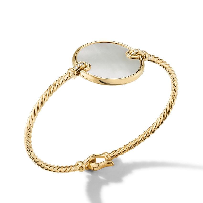 Bracelet with hook element in yellow gold