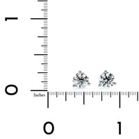 18K White Gold Diamond Stud Earrings