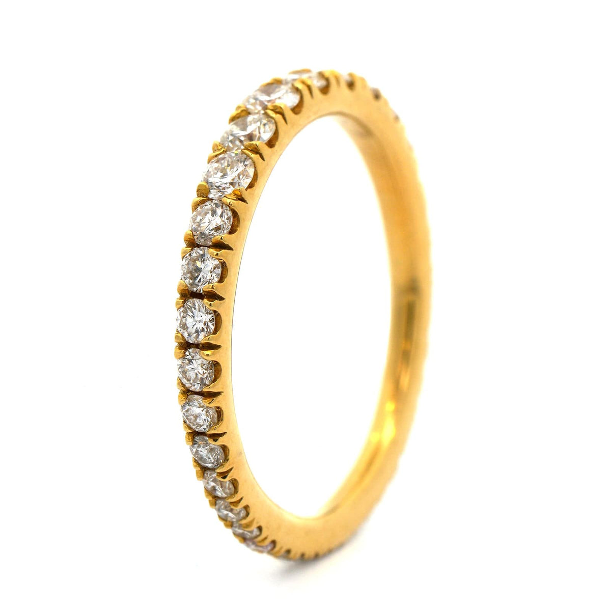 18K Yellow Gold Shared Prong Graduated Diamond Eternity Band