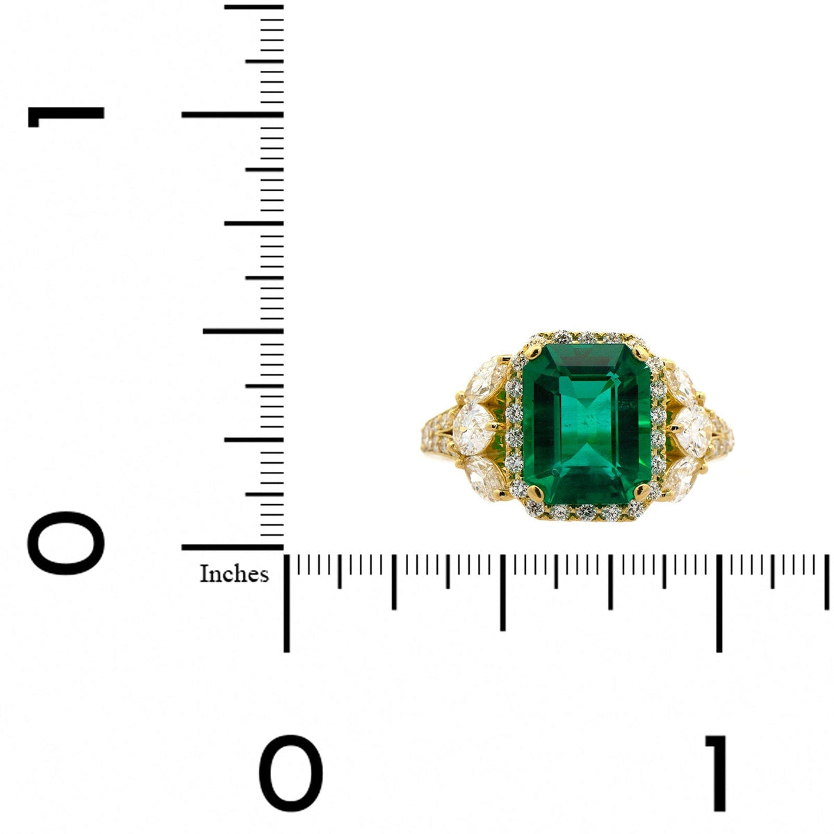 18K Yellow Gold Emerald Diamond Ring