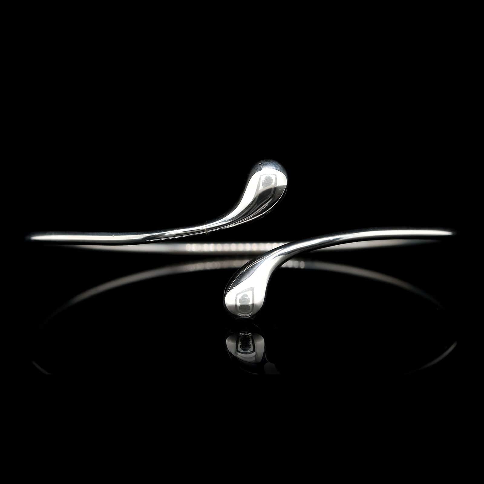 Tiffany & Co. Sterling Silver Estate Elsa Peretti Elongated Teardrop Bangle Bracelet