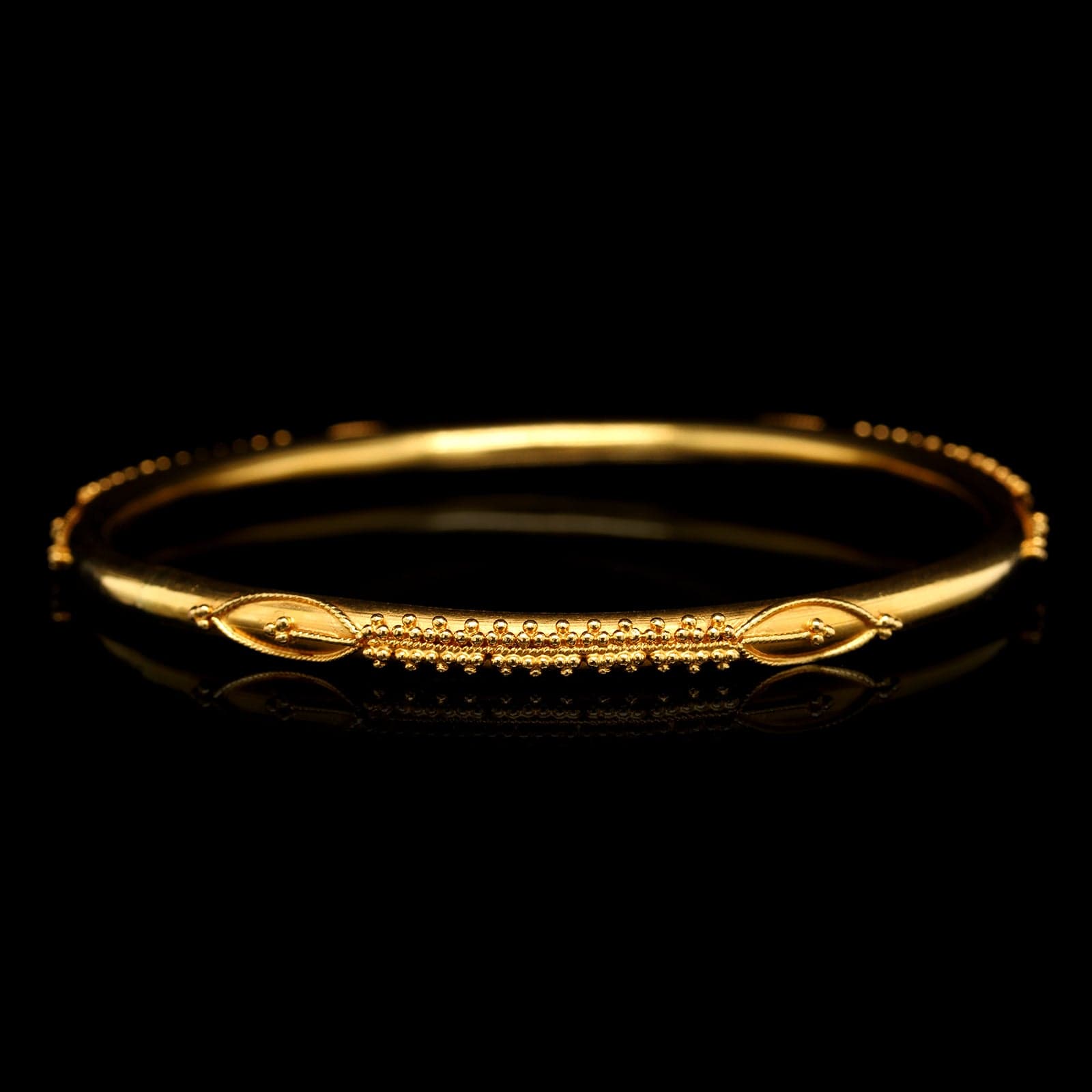 22K Yellow Gold Estate Granulated Bangle Bracelet