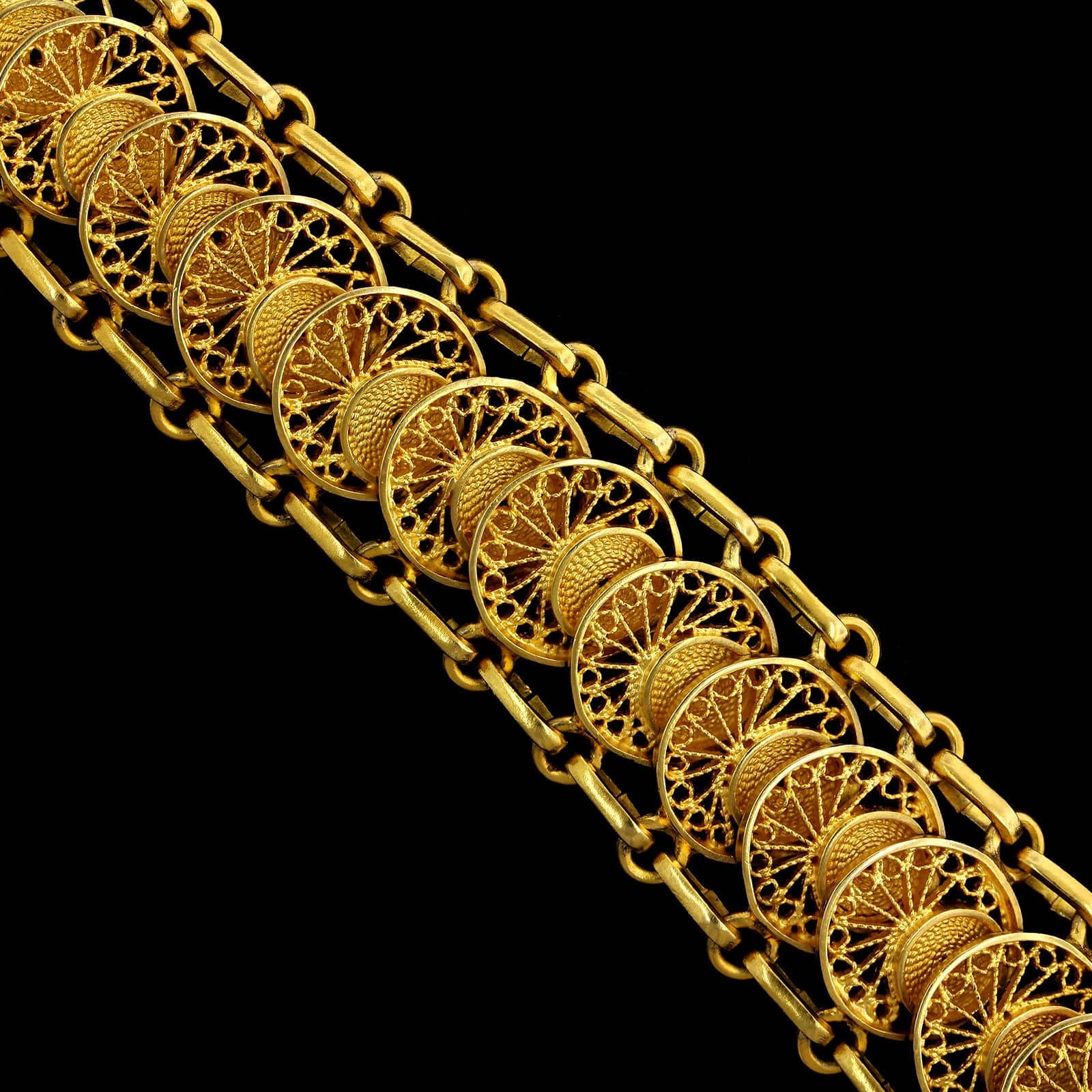 22K Yellow Gold Estate Filigree Link Bracelet