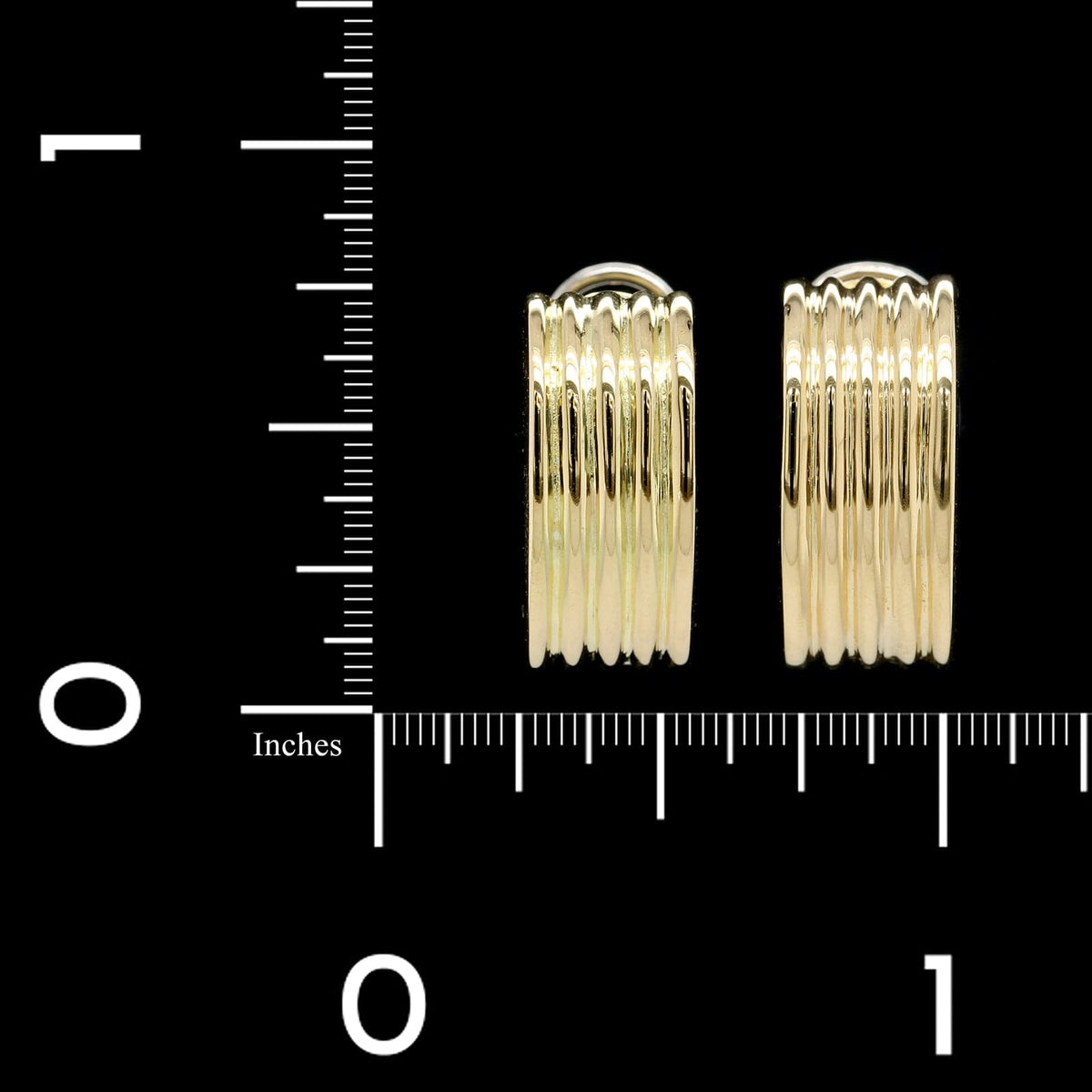 14K Yellow Gold Estate Ribbed Earrings