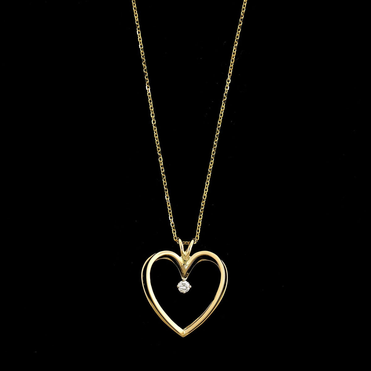 Estate 14K Yellow Gold 2024 Heart Pendant wit