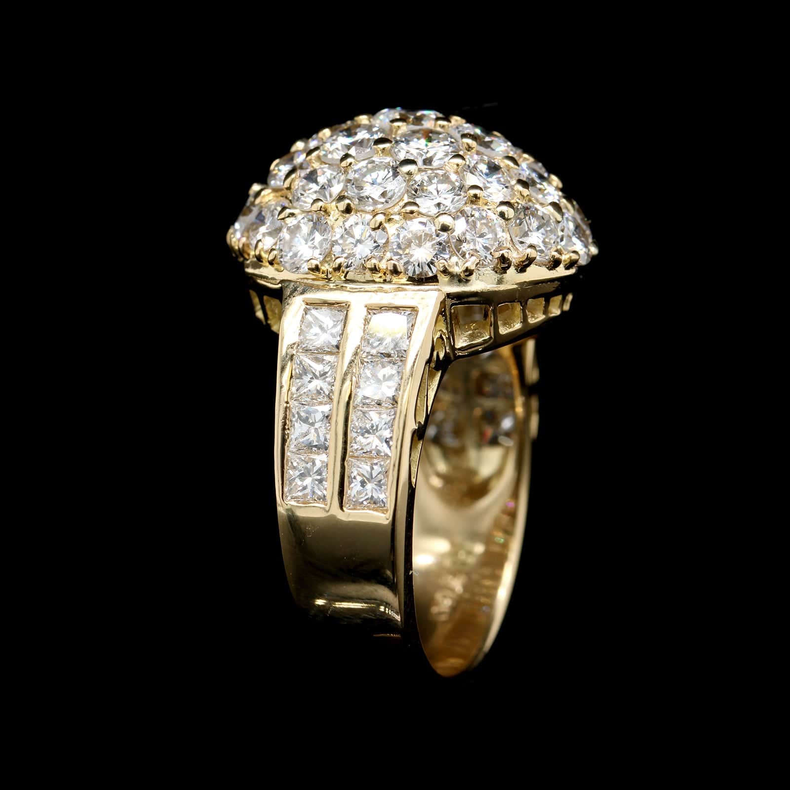 18K Yellow Gold Estate Diamond Cluster Ring