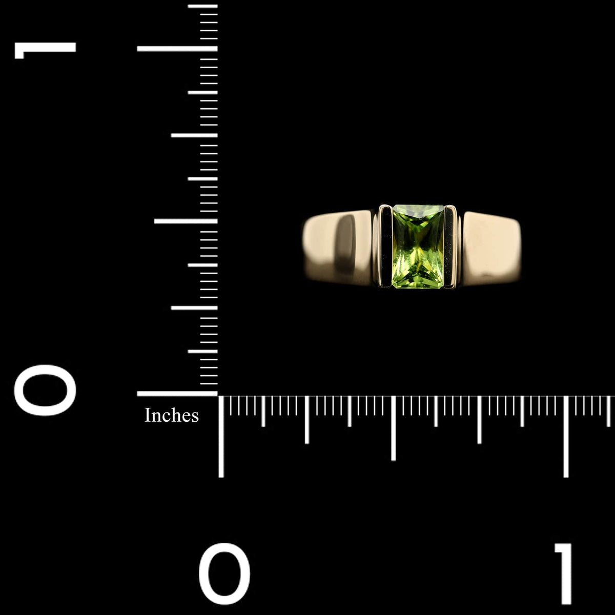 14K Yellow Gold Estate Peridot Ring