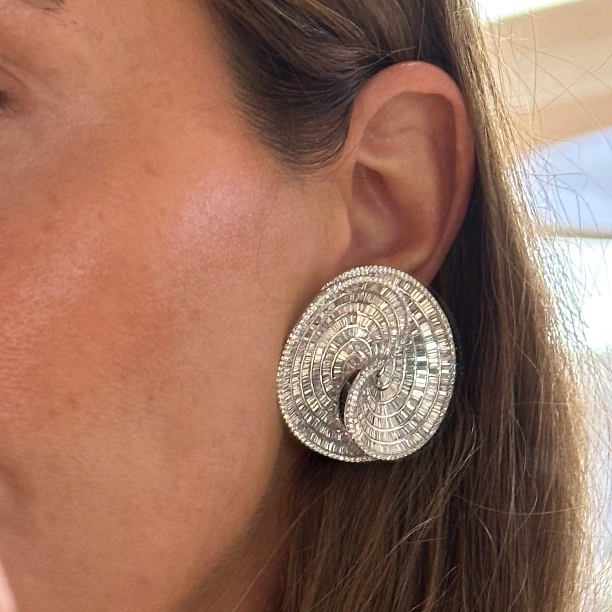 18K White Gold Diamond Swirl Earrings