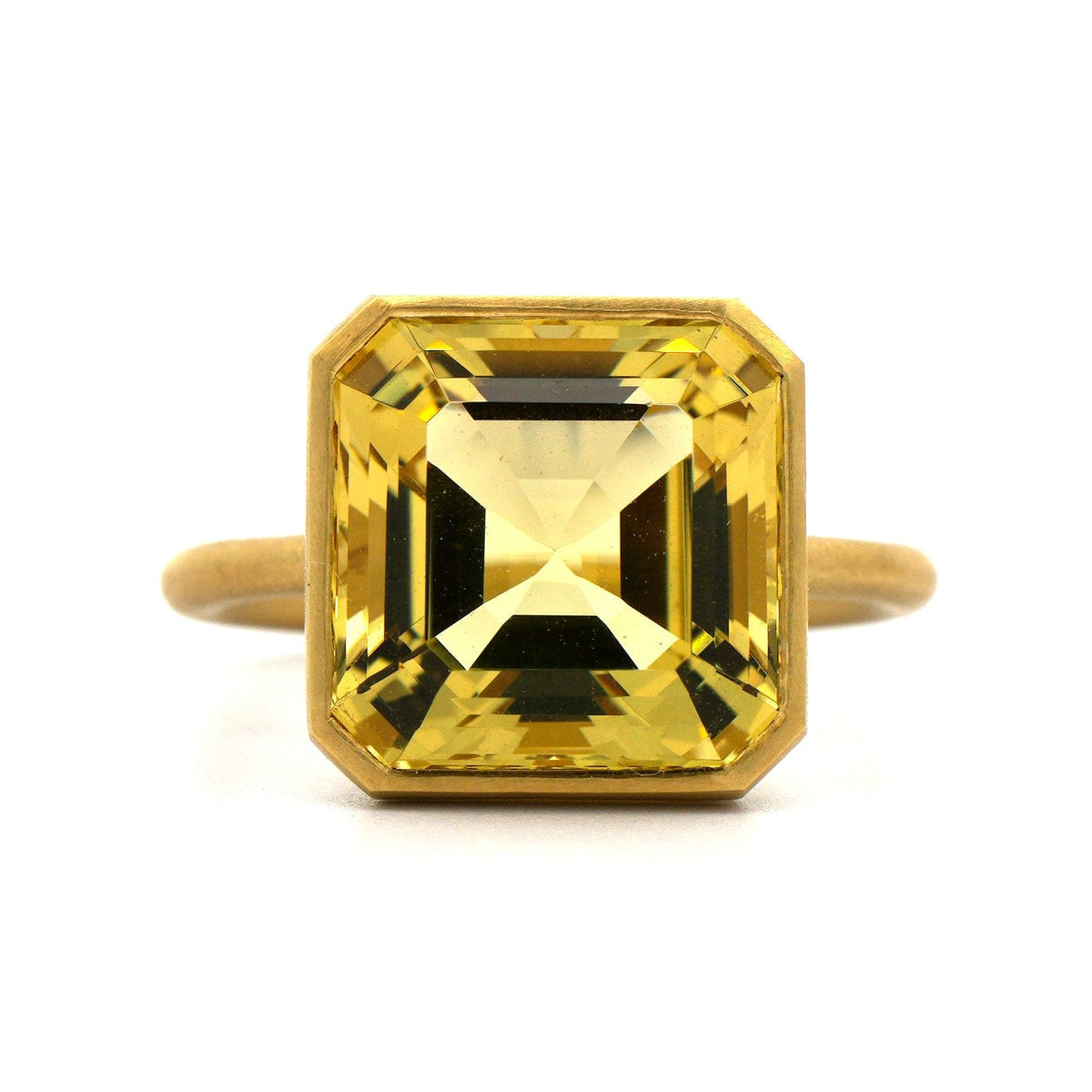 18K Yellow Gold Golden Beryl Ring