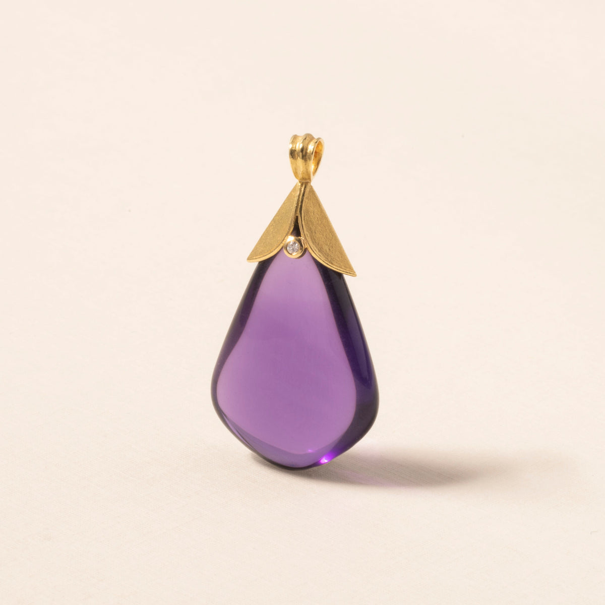 Barbara Heinrich 18K Yellow Gold Estate Amethyst and Diamond Pendant