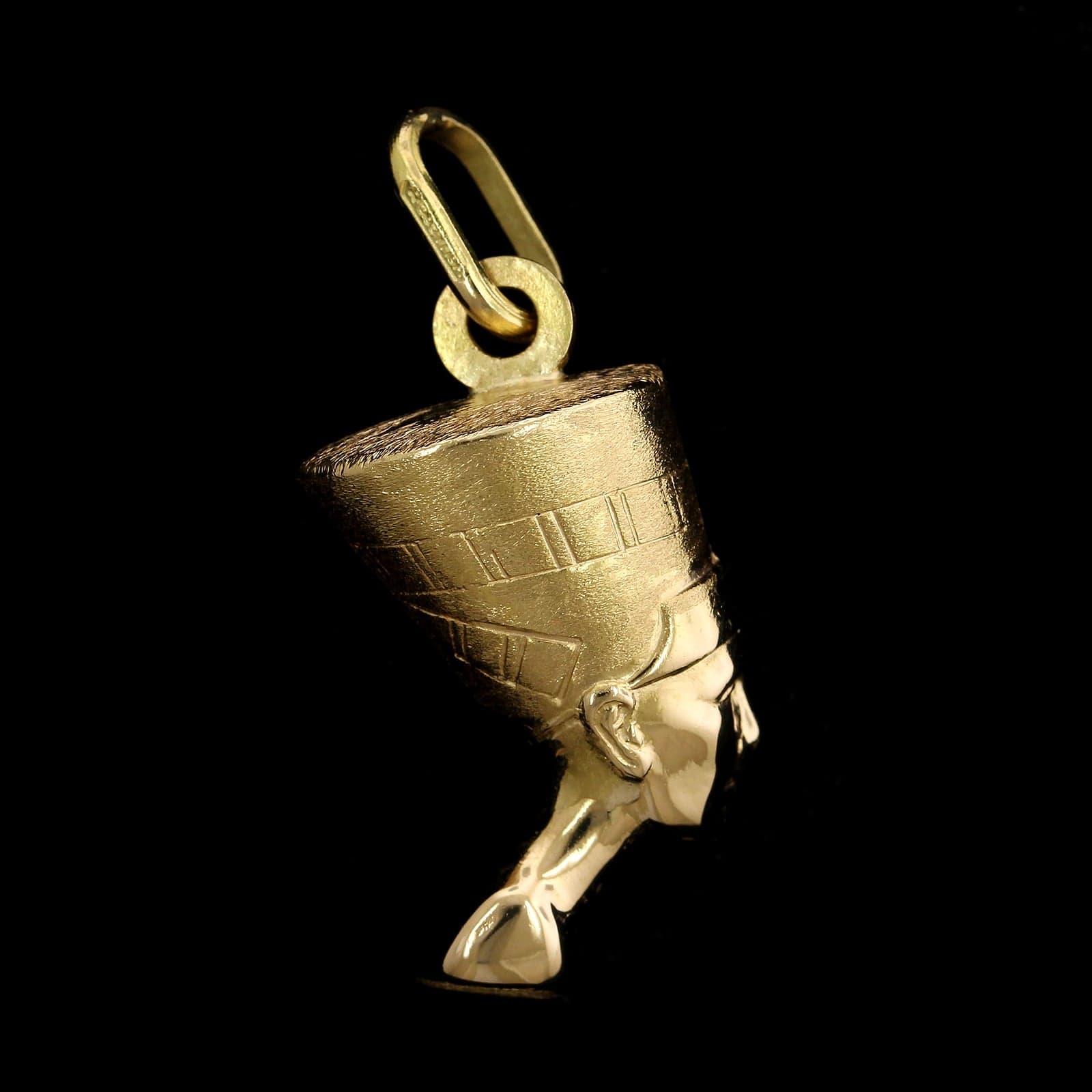 14K Yellow Gold Estate Nefertiti Charm