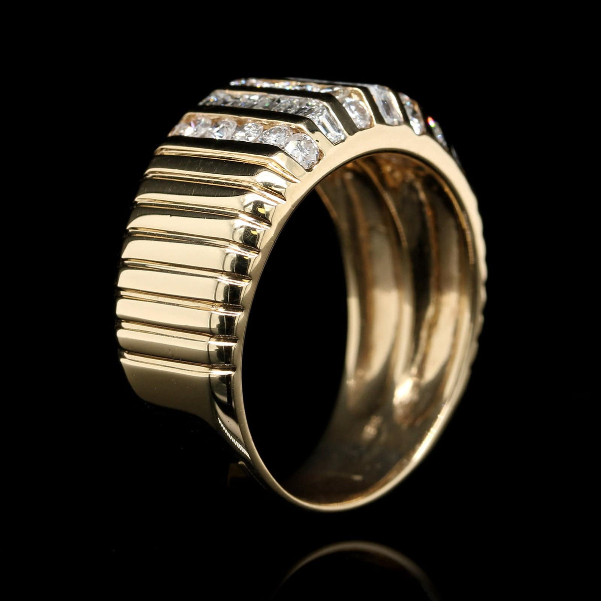 18K Yellow Gold Estate Diamond Ring