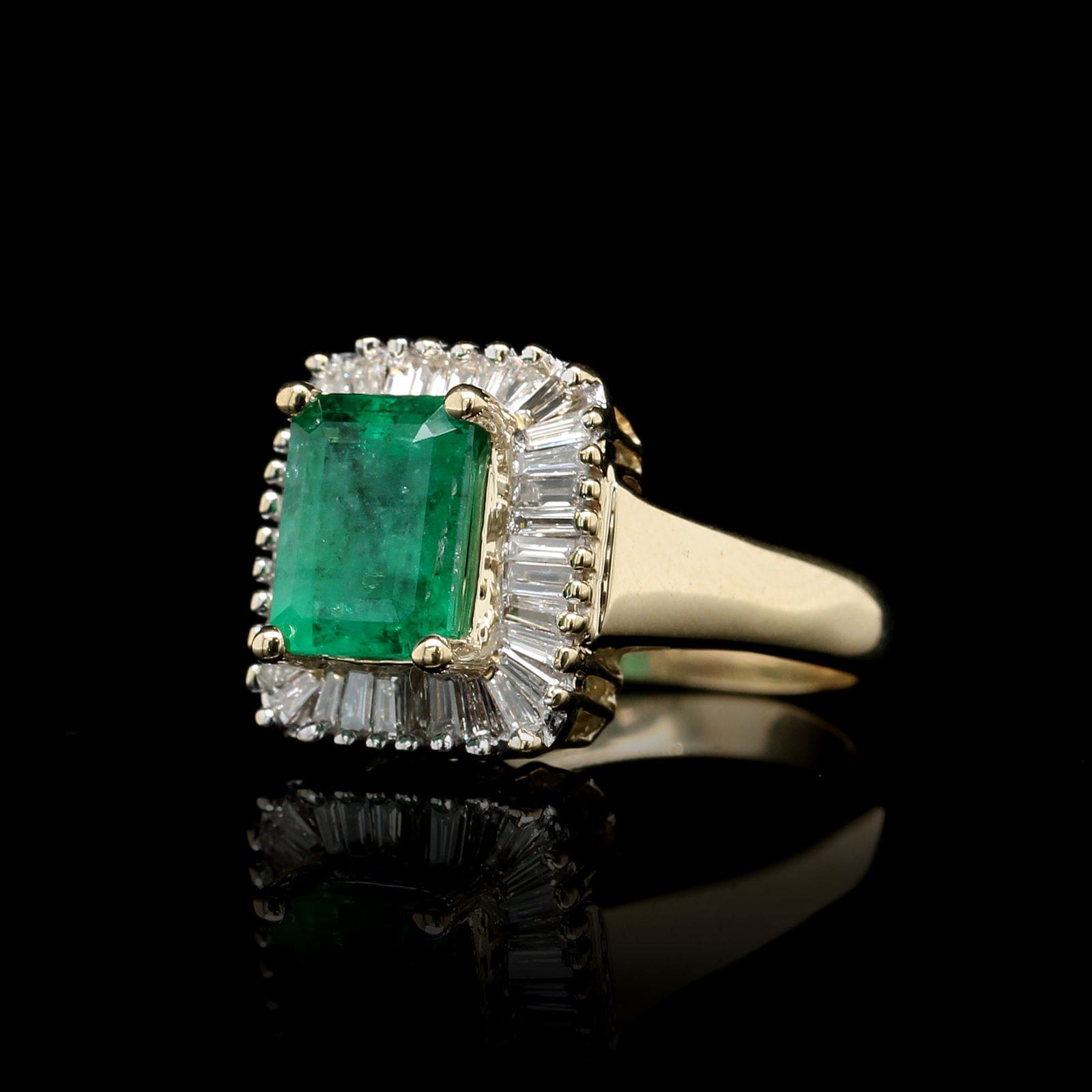 14K Yellow Gold Estate Emerald and Diamond Ring