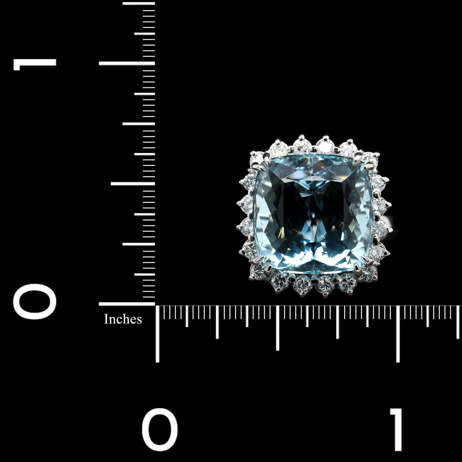 18K White Gold Estate Aquamarine and Diamond Ring