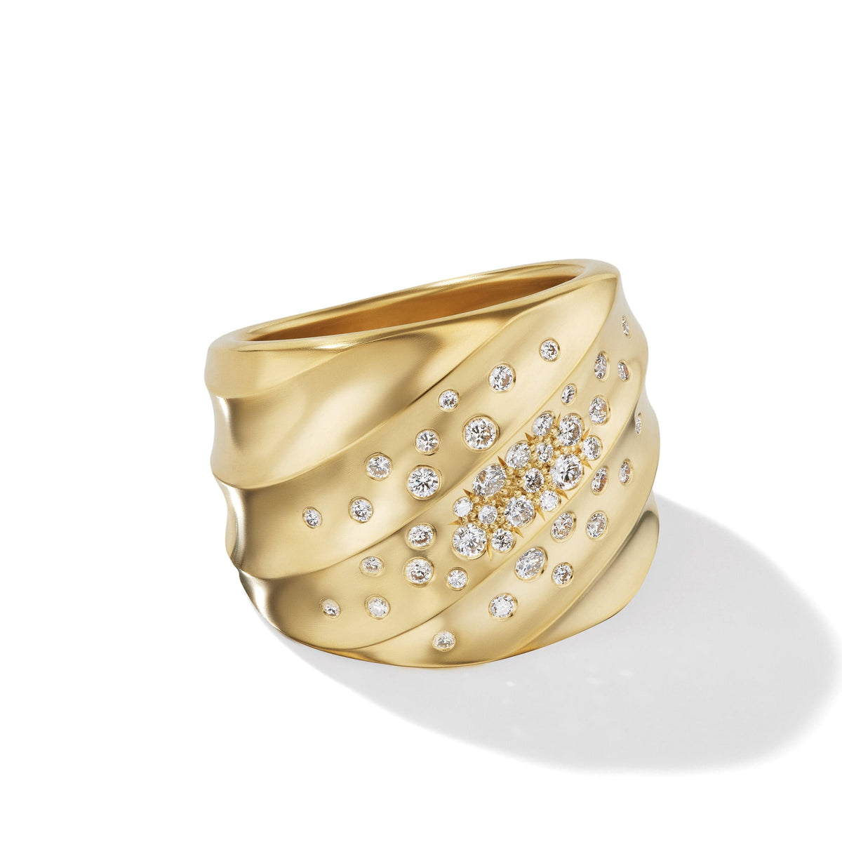 Cable Edge Saddle Ring in Recycled 18K Yellow Gold with Pavé Diamonds