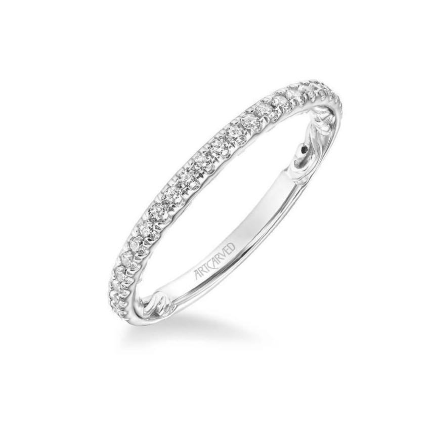 18K White Gold Shared Prong Diamond Band